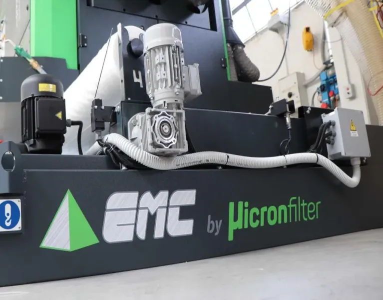 EMC Giant WET Line M1350W