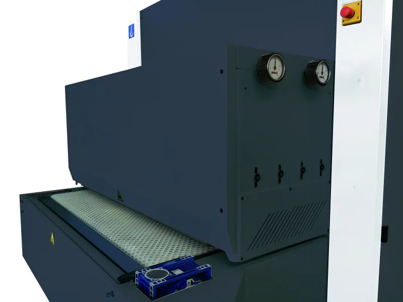 EMC GIANT M1650