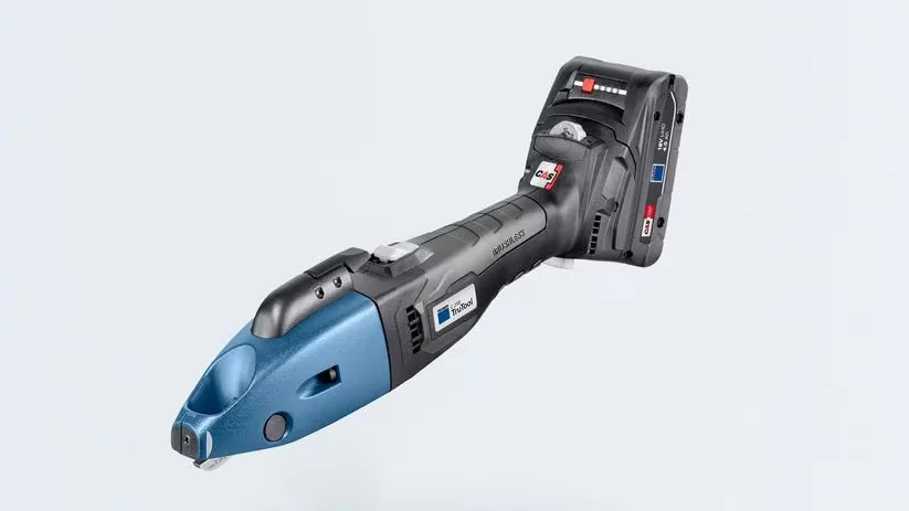 TRUMPF TruTool C 250 with chip clipper and 18 V LiHD battery TRUMPF TruTool C 250 with chip clipper and 18 V LiHD battery